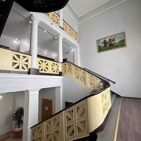 Hotel Polonia Namysłów Екстериор снимка