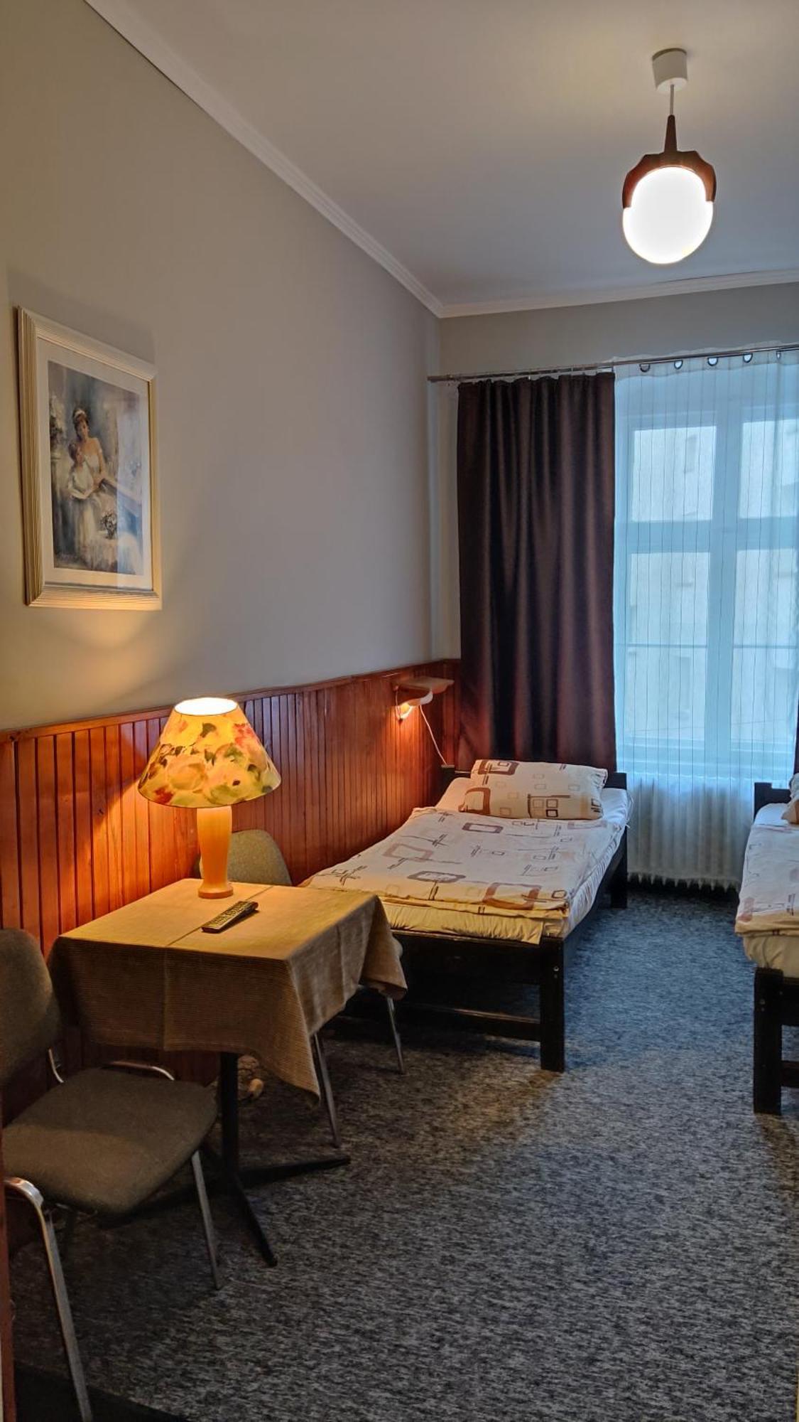 Hotel Polonia Namysłów Екстериор снимка
