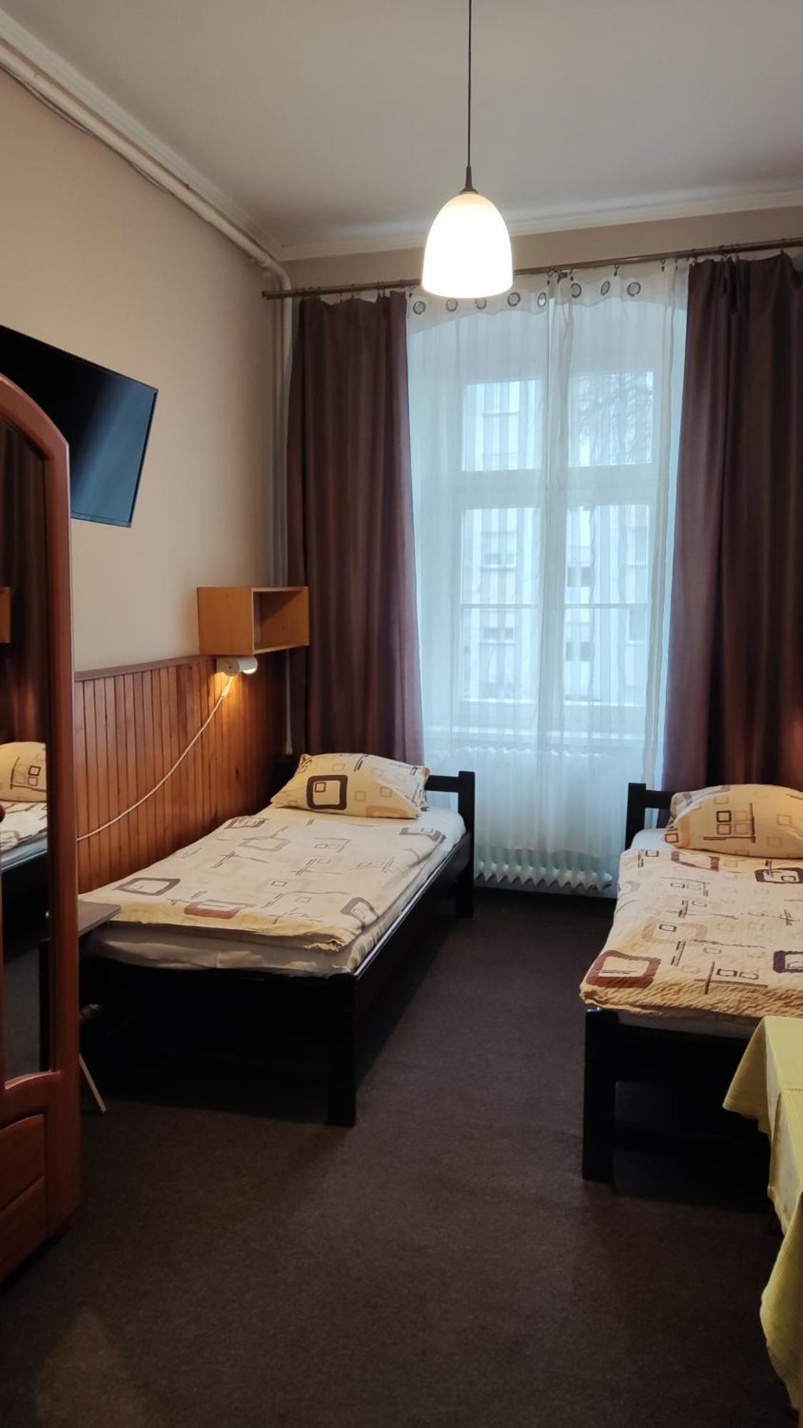 Hotel Polonia Namysłów Екстериор снимка