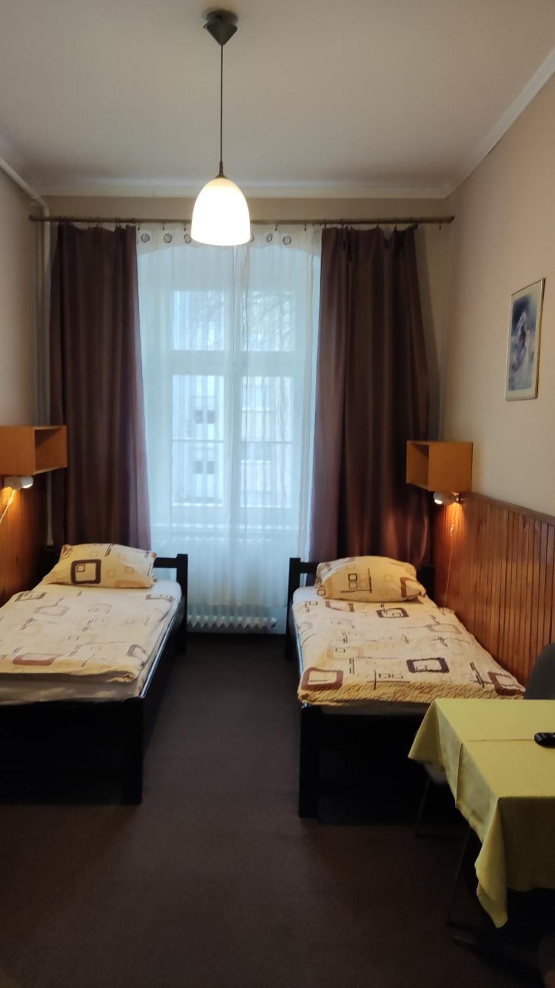 Hotel Polonia Namysłów Екстериор снимка