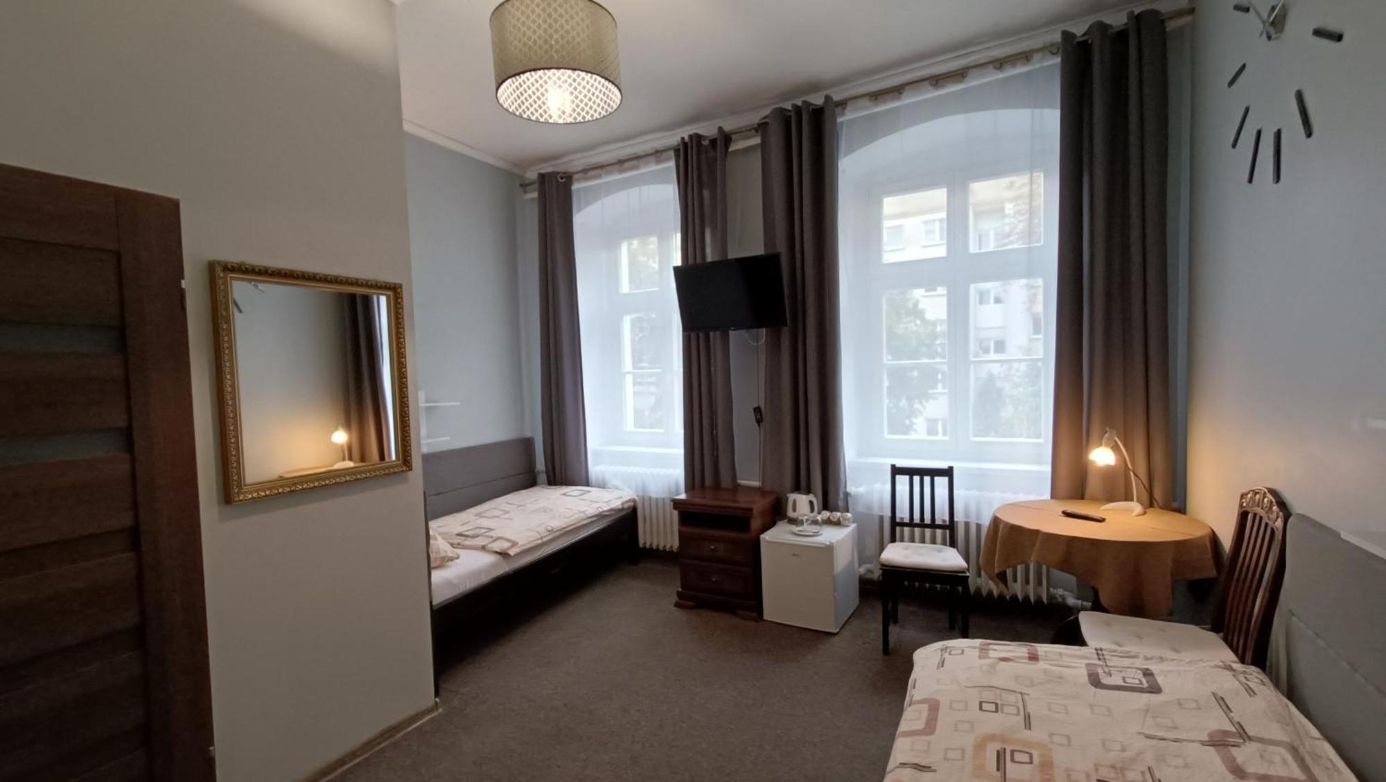 Hotel Polonia Namysłów Екстериор снимка