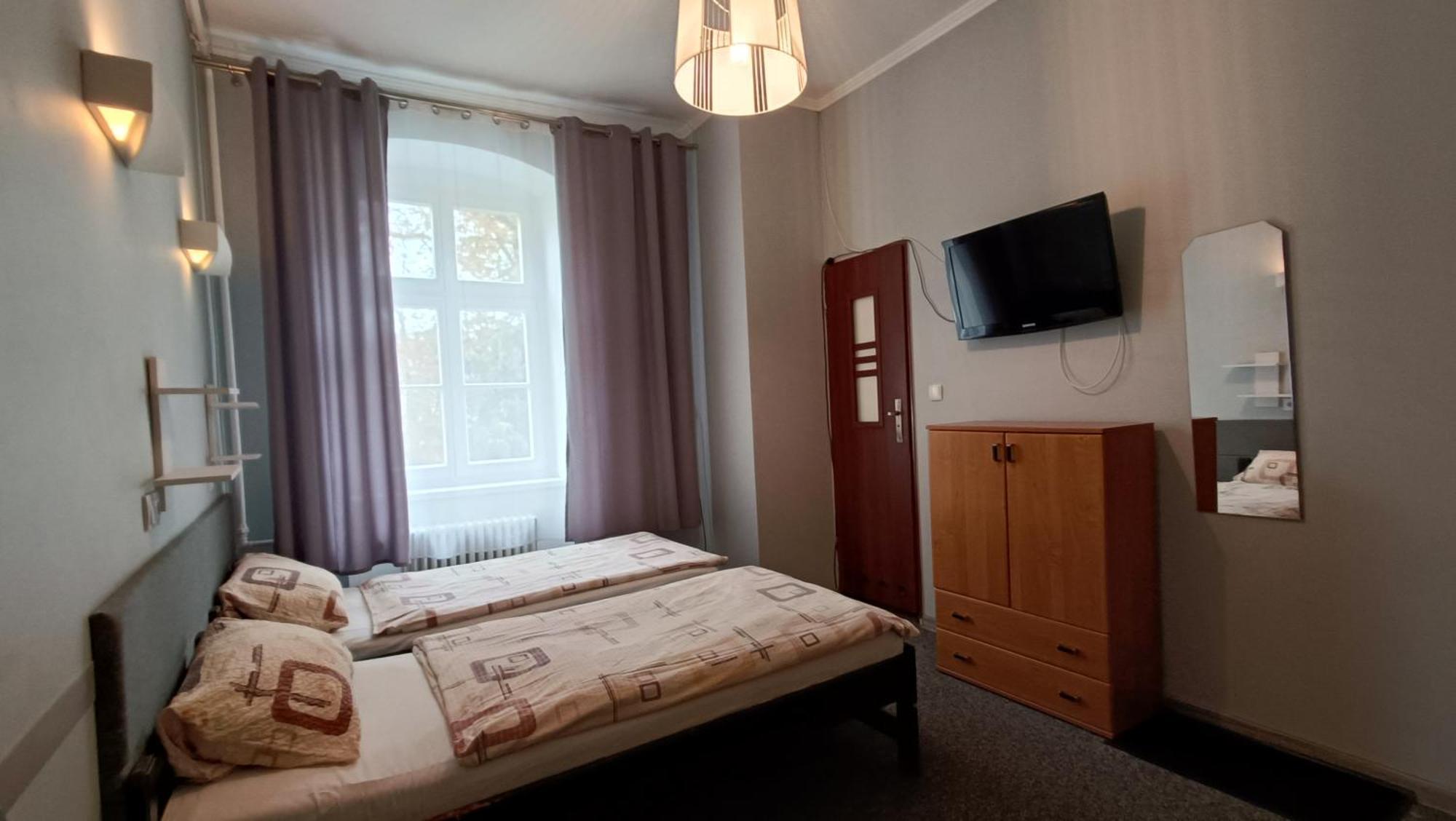 Hotel Polonia Namysłów Екстериор снимка