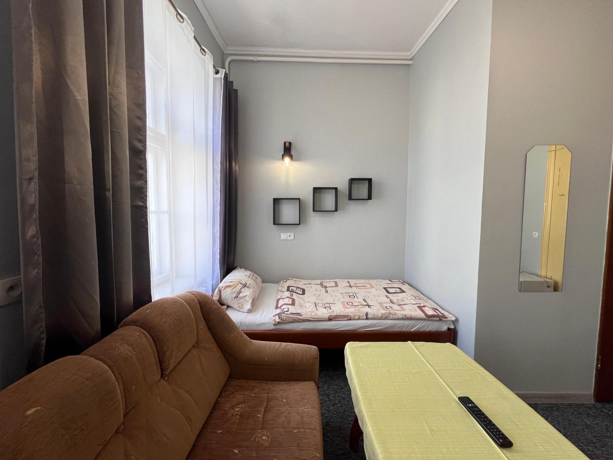 Hotel Polonia Namysłów Екстериор снимка